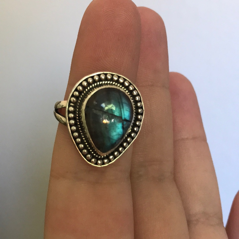 925 Sterling silver Labradorite gemstone ring